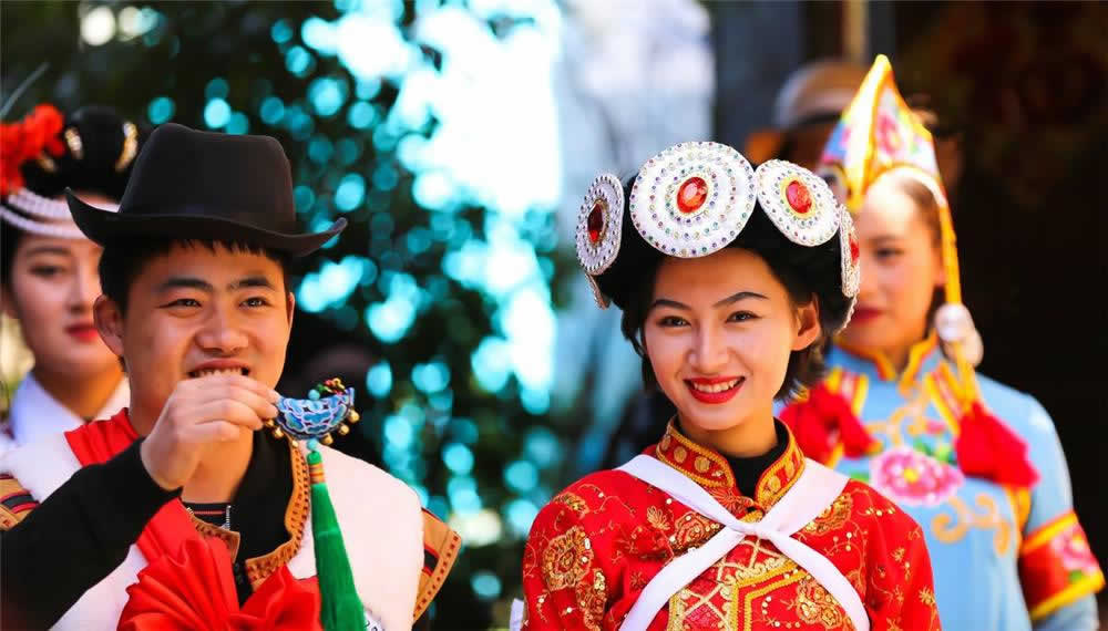 12 Days Southwest China Minority Tour to Lhasa Yunnan Guizhou