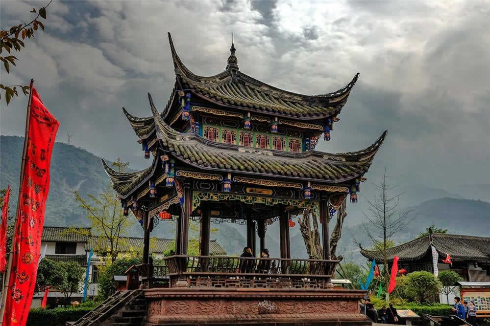 Chengdu Extended Day Trip to Yingxiu Town & Shuimo Ancient Town