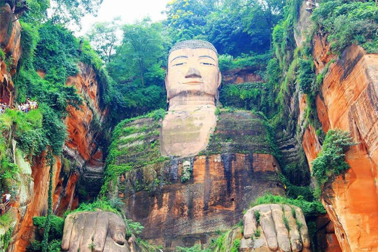 2 Days Leshan Giant Buddha & Mt.Emei Exploration Tour from Chengdu Chengdu to Leshan Buddha Tour