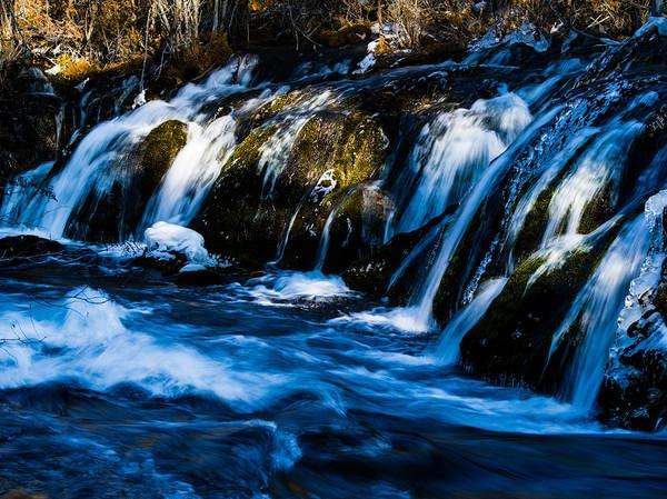 Jiuzhaigou_Winter.jpg