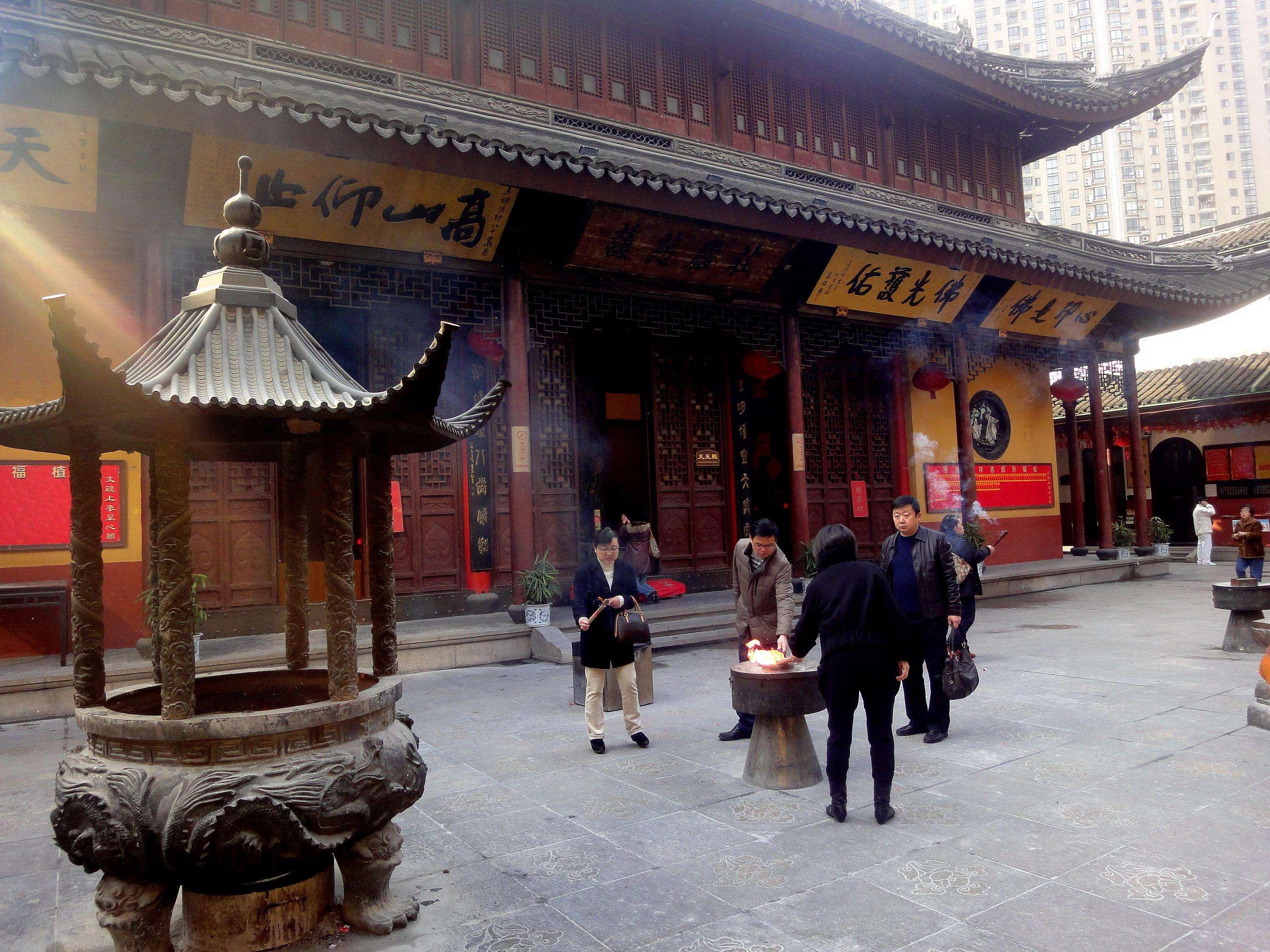 16_Days_Beijing_Xian_Lhasa_Chengdu_Shanghai_In-depth_China_Tour_12.jpg