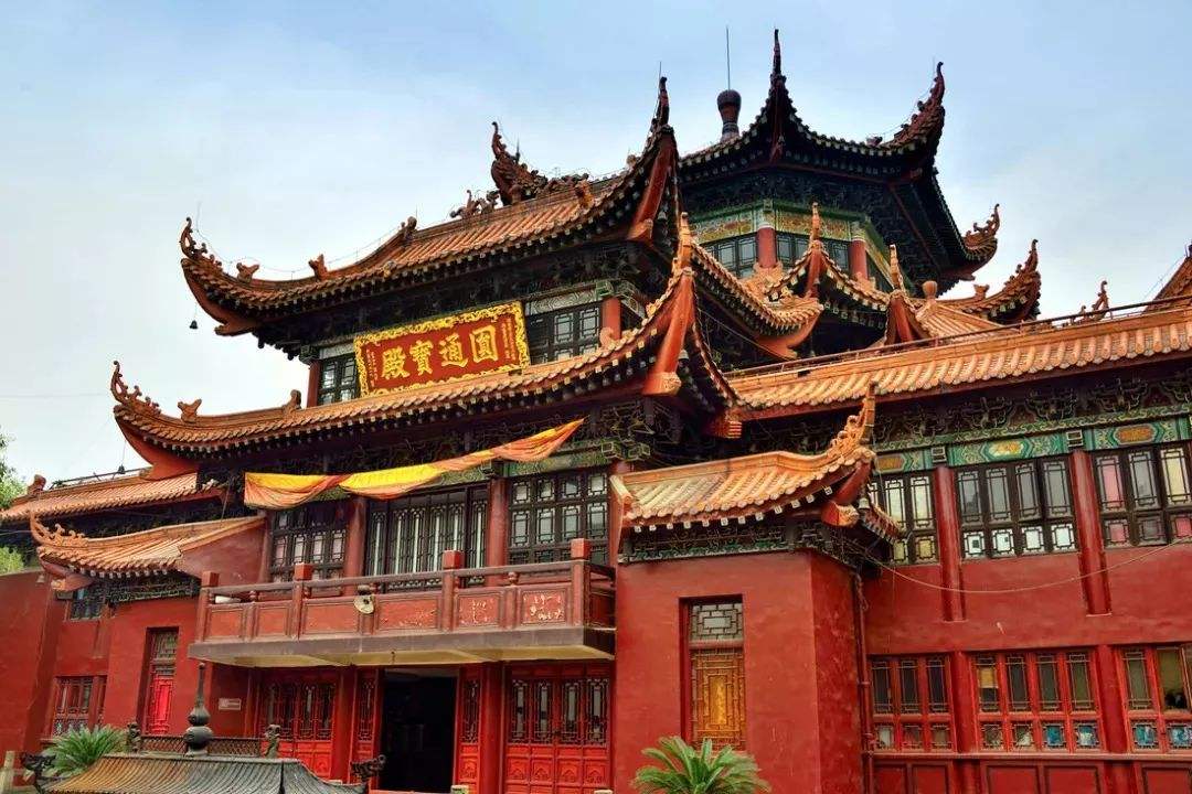 Zhaojue_Temple_1.jpg