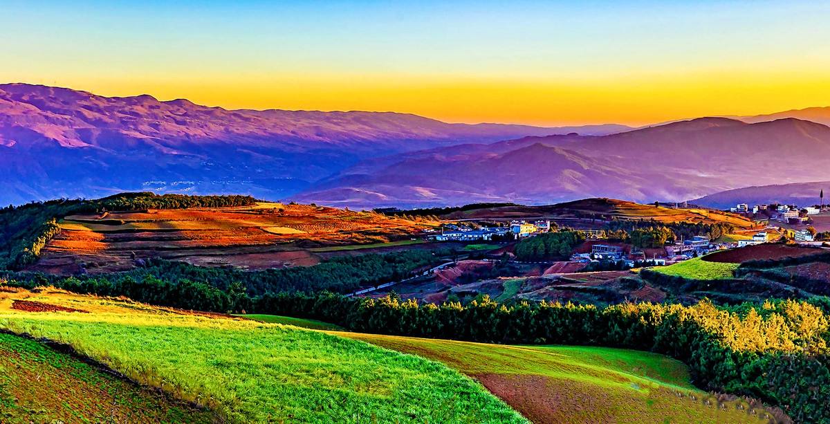 Dongchuan_Red_Land_2.jpg