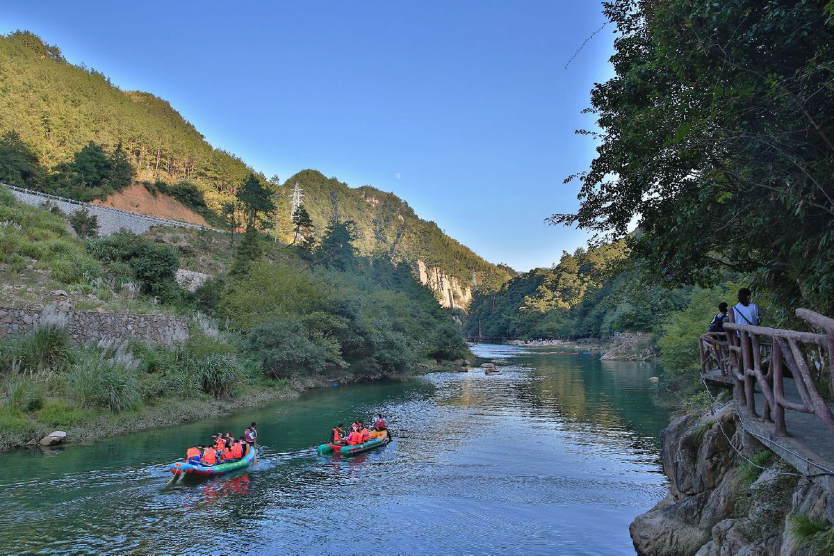 Jianmen_Pass_3.jpg