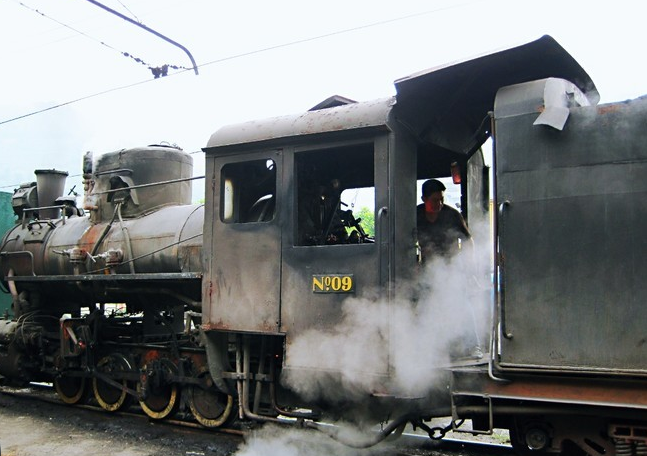 Jiayang steam train_01.png