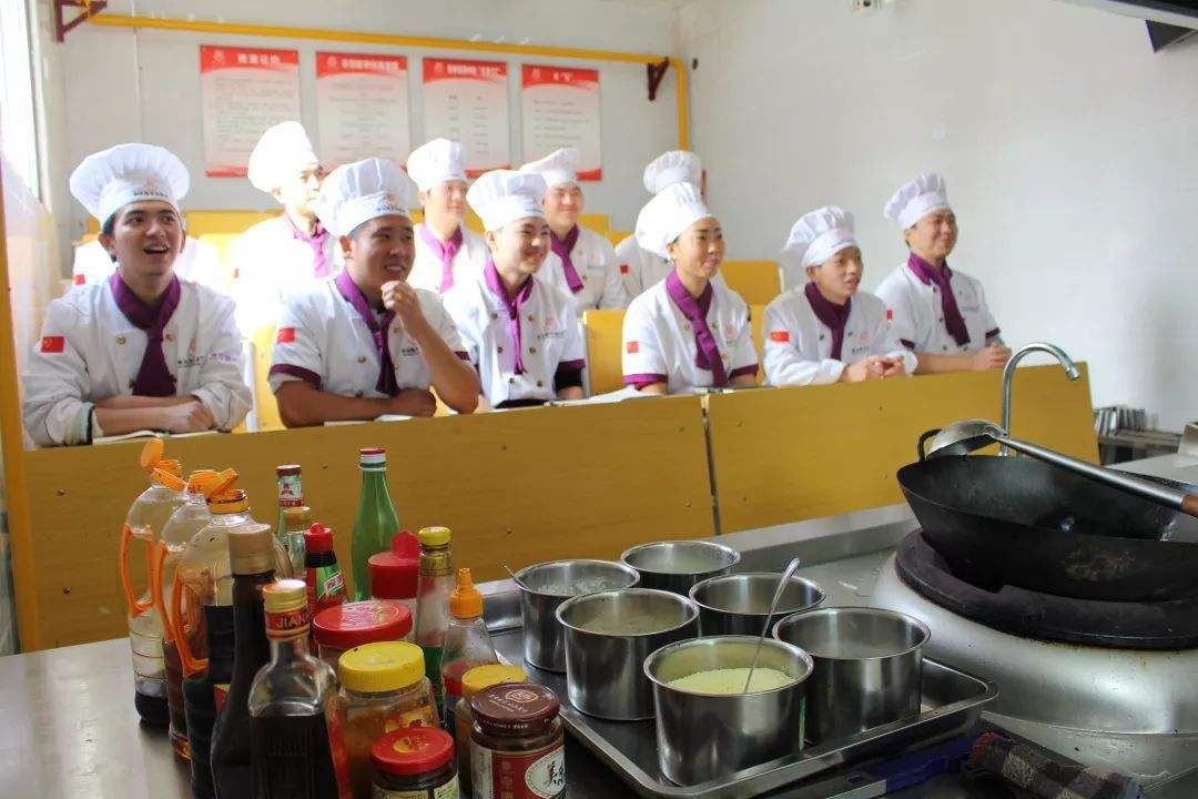 kunming_cooking_1.jpg