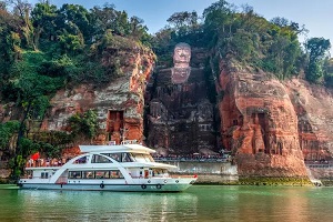 Boat-Cruise-Leshan