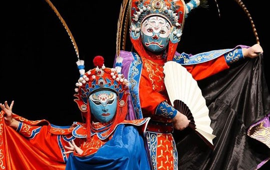 Sichuan-Opera-and-Face-Changing-Show-Chengdu