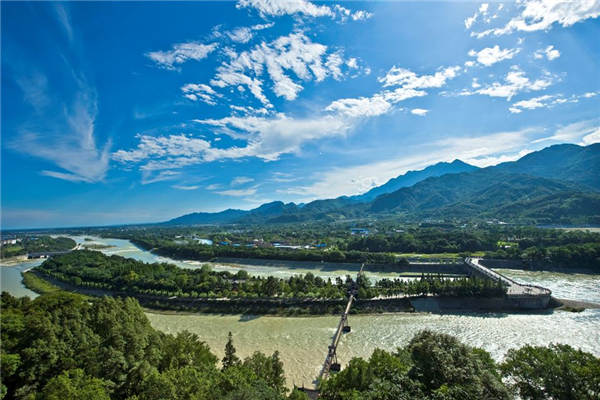 Dujiangyan-Irrigation-System-Sichuan