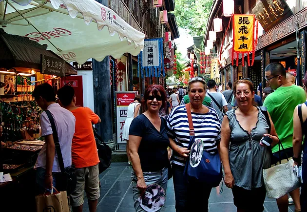 Jinli-Ancient-Street-Tour