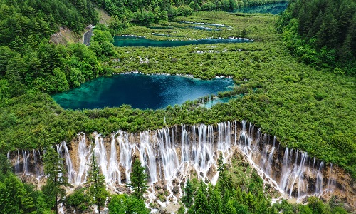 Nuorilang-Waterfall-Spring-View