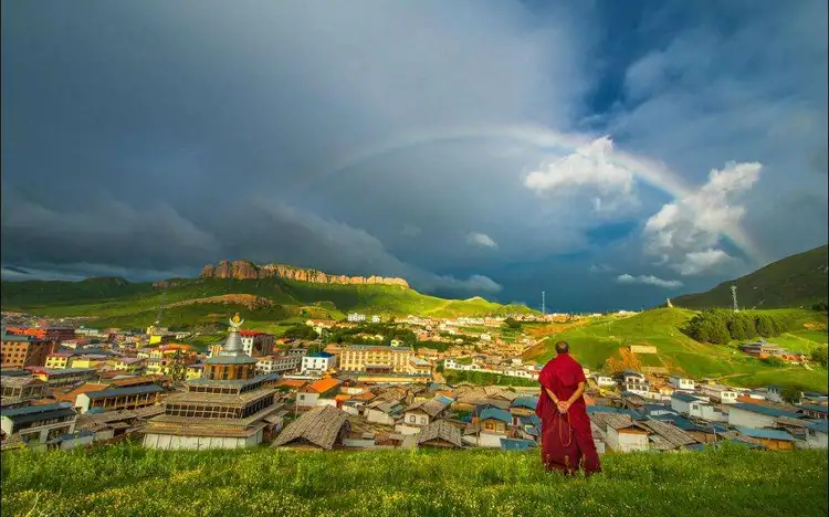 Jiuzhaigou-Tibetan-Culture