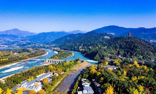 Dujiangyan-Irrigation-System-Viewing