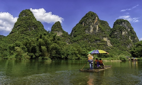 Yulong-River-Bamboo-Rafting-Yangshuo