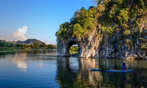 Elephant-Trunk-Hill