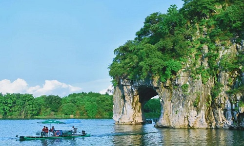 Elephant-Trunk-Hill