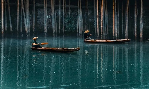 boat-on-tuo-river boat-on-tuo-river