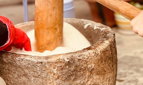 stick-rice-cake-pounding stick-rice-cake-pounding