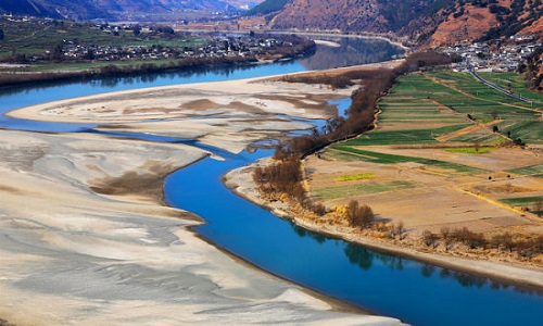 First-Bend-Of-The-Yangtze-River-Lijiang First-Bend-Of-The-Yangtze-River-Lijiang