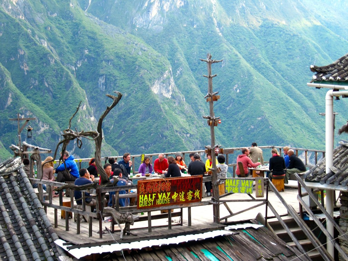 halfway-guesthouse-1 halfway-guesthouse-1