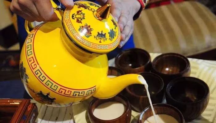tibetan-butter-tea-tradition tibetan-butter-tea-tradition