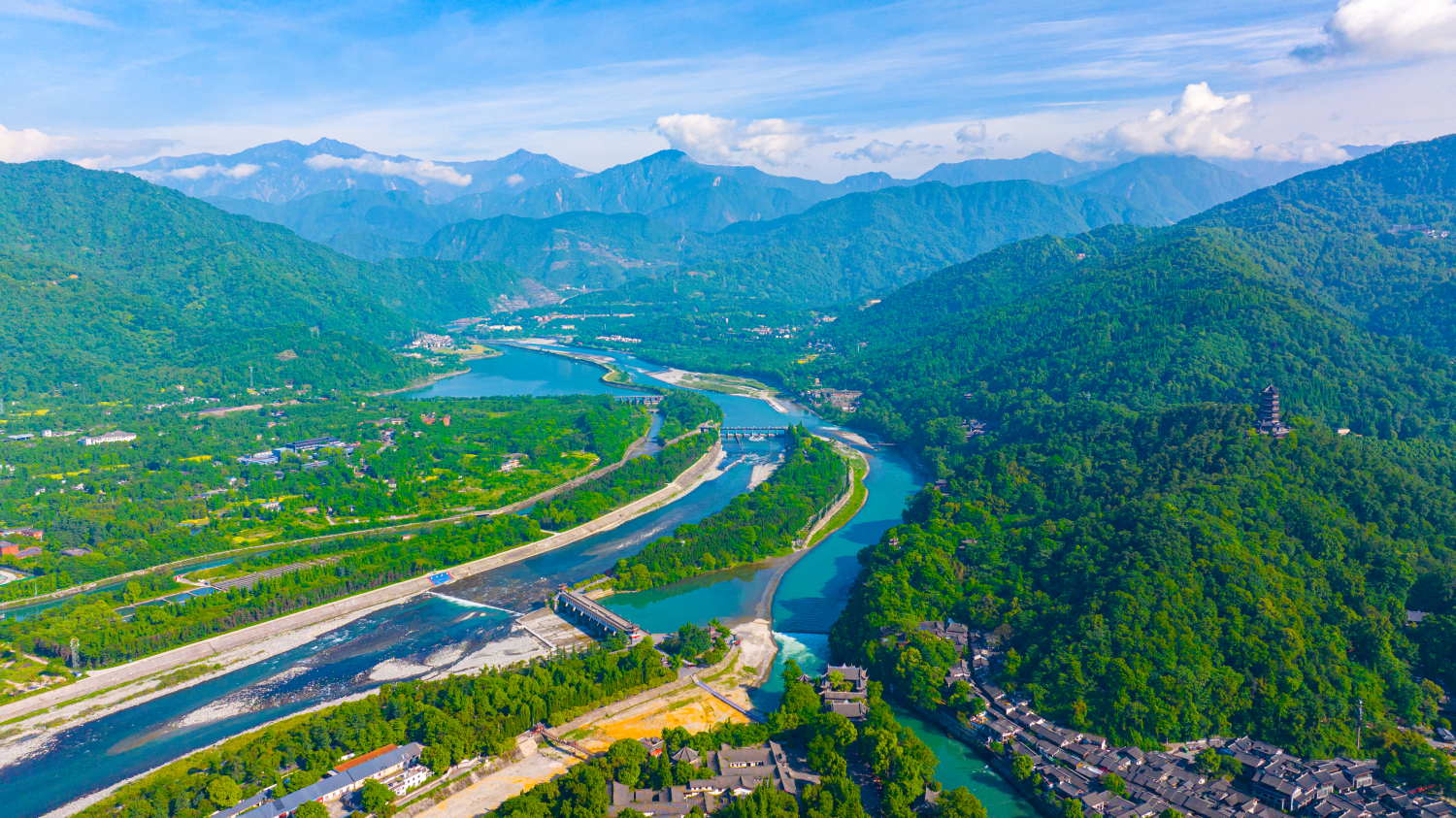 Dujiangyan-Irrigation-System-01 Dujiangyan-Irrigation-System-01