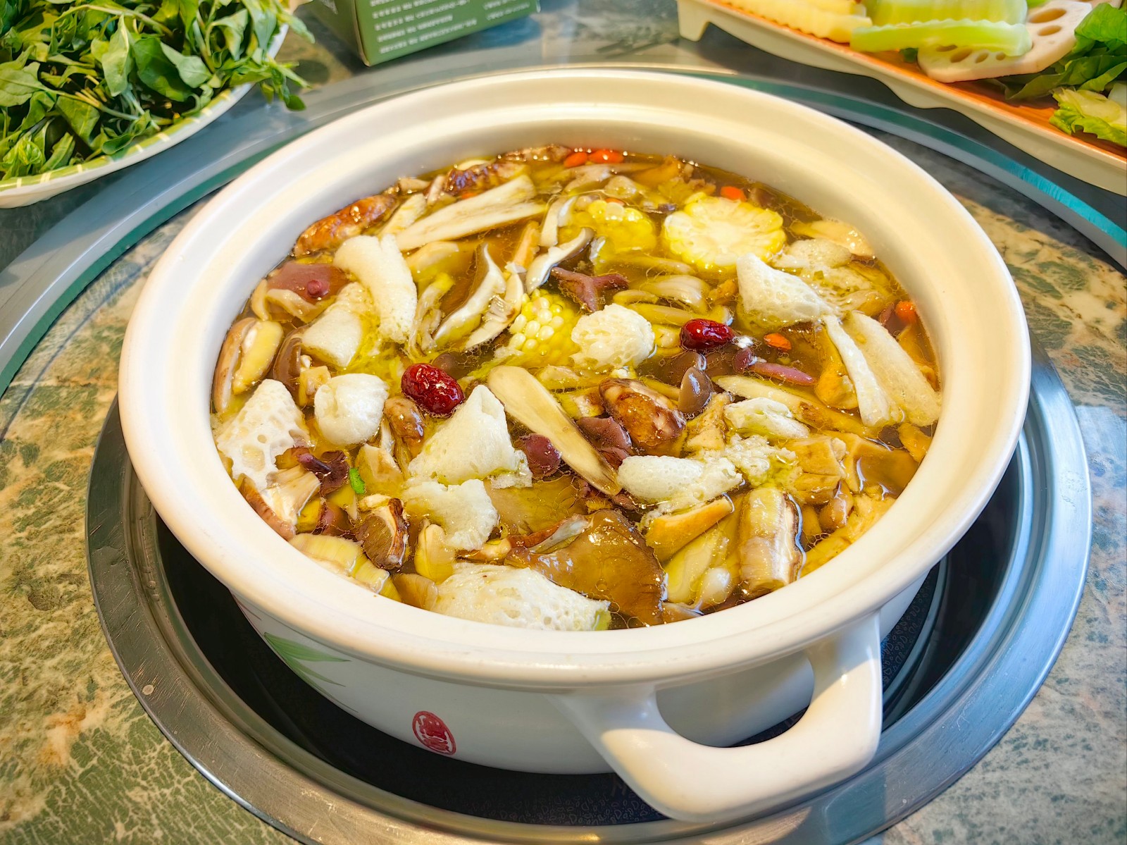 mushroom-hotpot mushroom-hotpot