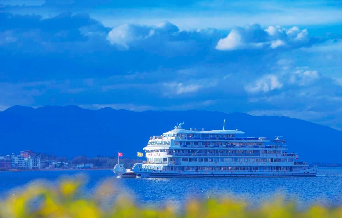 Dali-Erhai-Lake-Boat-Tour Dali-Erhai-Lake-Boat-Tour