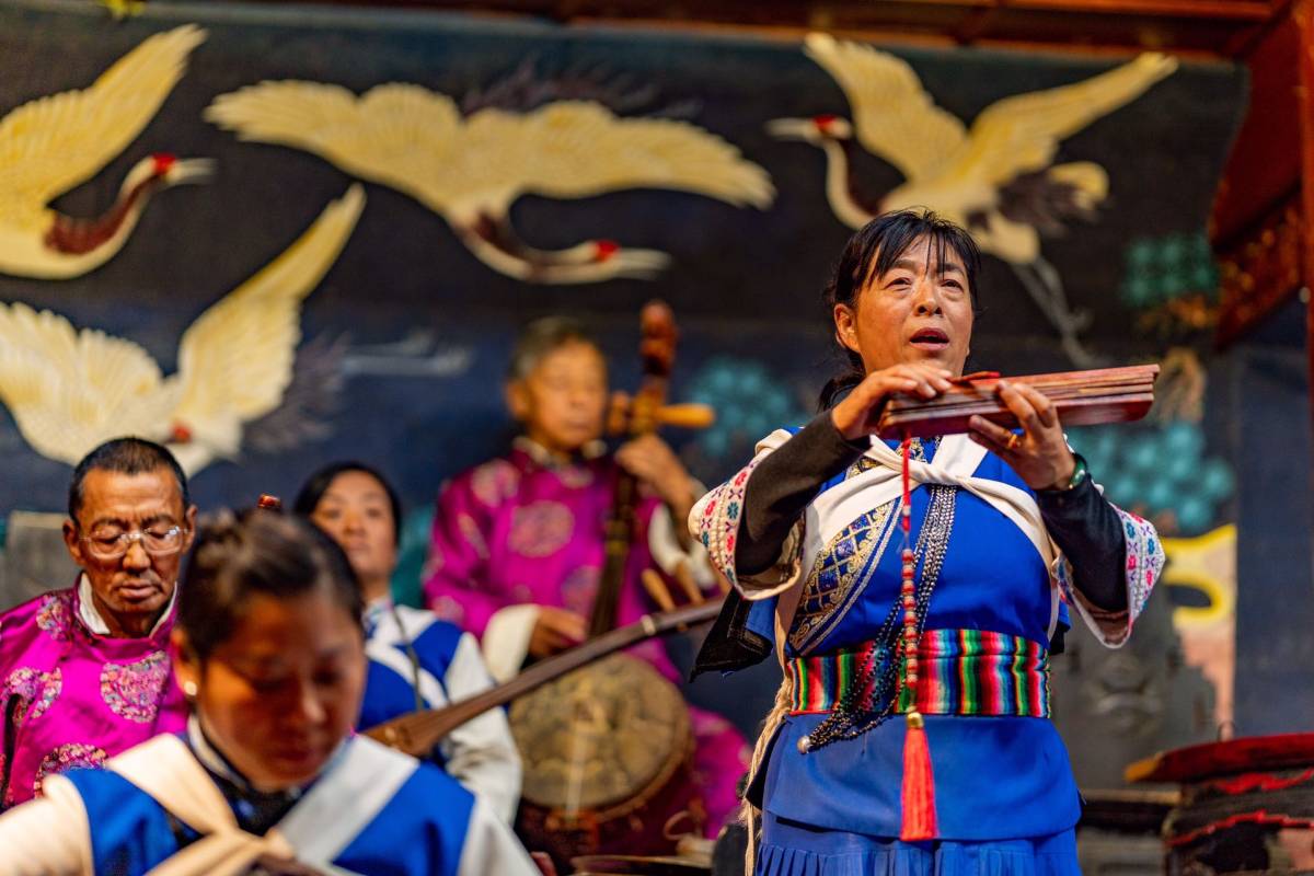 Lijiang-Naxi-Ancient-Music-Performance-01 Lijiang-Naxi-Ancient-Music-Performance-01
