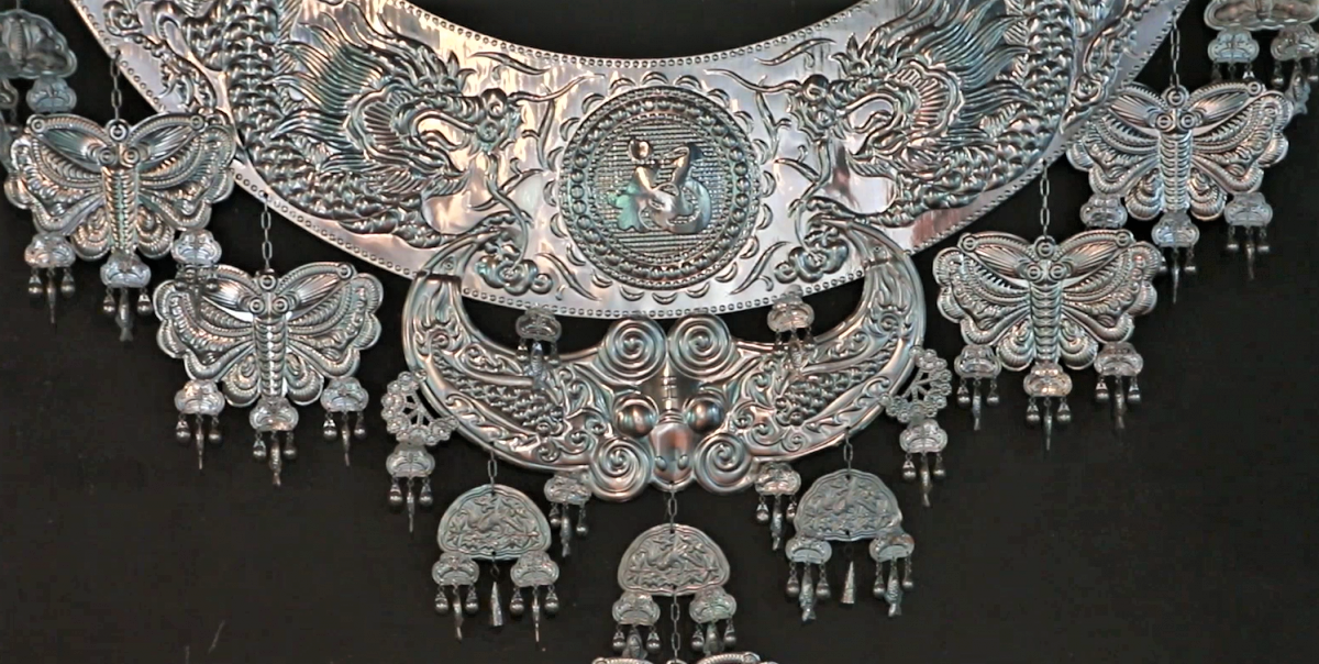 Zhangjiajie-Miao-Silver-Micro-carving-Forging-Experience-01 Zhangjiajie-Miao-Silver-Micro-carving-Forging-Experience-01