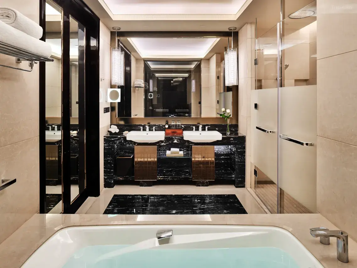 Palm-Springs-Hotel-Chengdu-Vignette-Collection-1 Palm-Springs-Hotel-Chengdu-Vignette-Collection-1