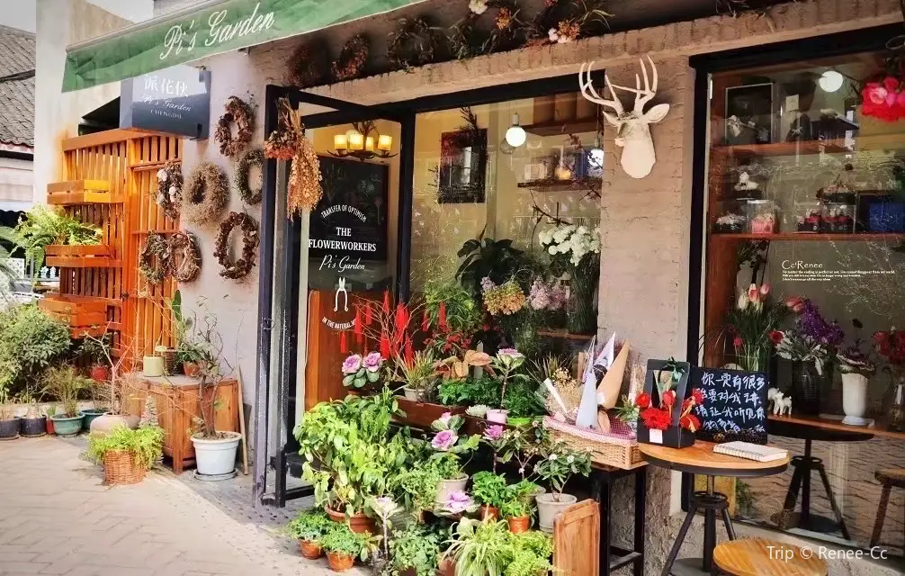 U37-Creative-Warehouse-1 U37-Creative-Warehouse-1